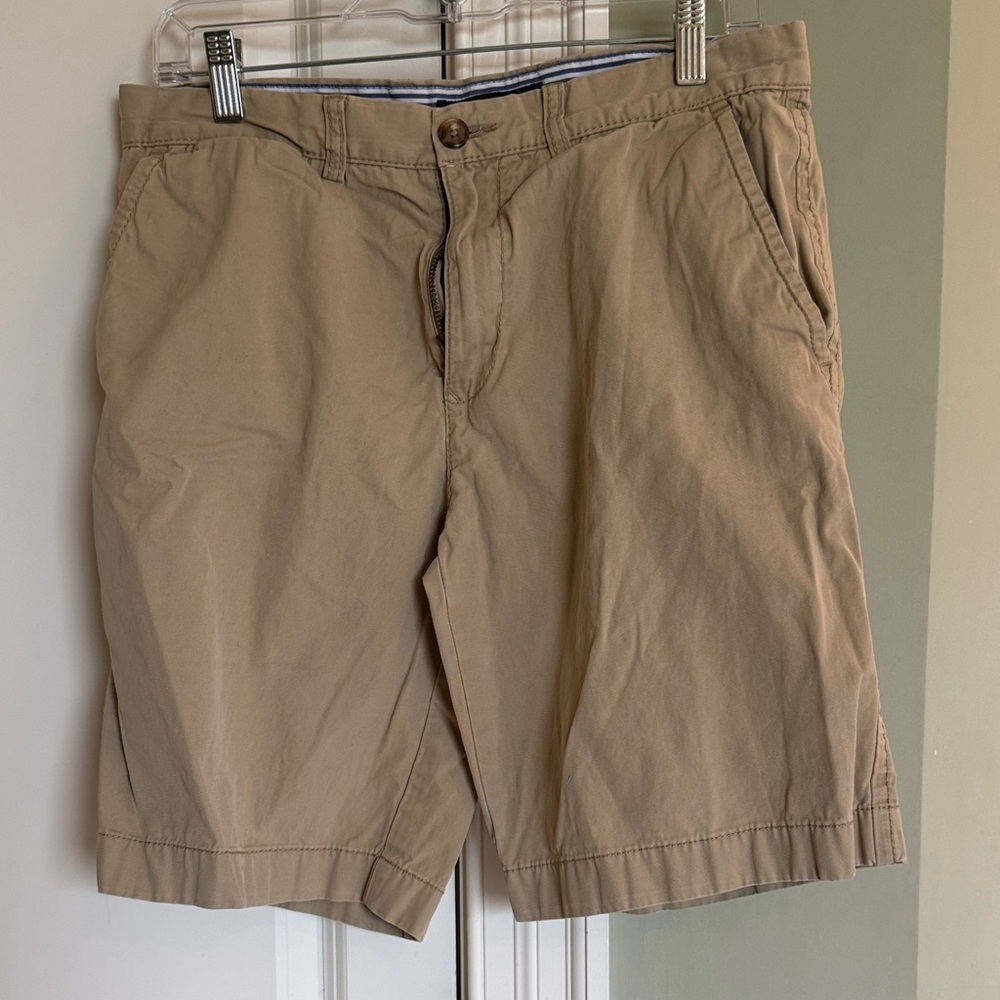 Tommy Hilfiger Men's Tan Flat-Front Cotton Shorts